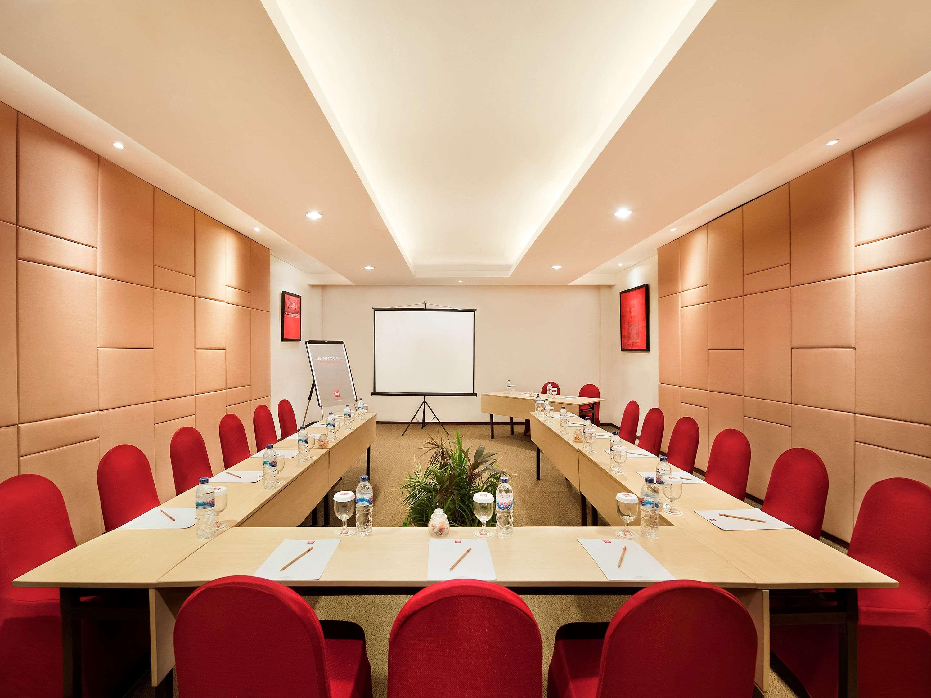 Ibis Styles 3* Surakarta (Solo)